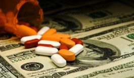 حذف دلار ۴۲۰۰ تومانی، تیر خلاص بر مصرف کننده دارو