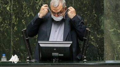 احمد نادری عضو هیأت رئیسه مجلس سوال ملی نمایندگان در خصوص علت عدم حل مشکل دارو در داروخانه‌ها و مراکز درمانی از وزیر بهداشت را اعلام وصول کرد.