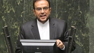 آقای رئیسی اگر وزیر خود را قبول ندارید خودتان وی را عزل کنید
