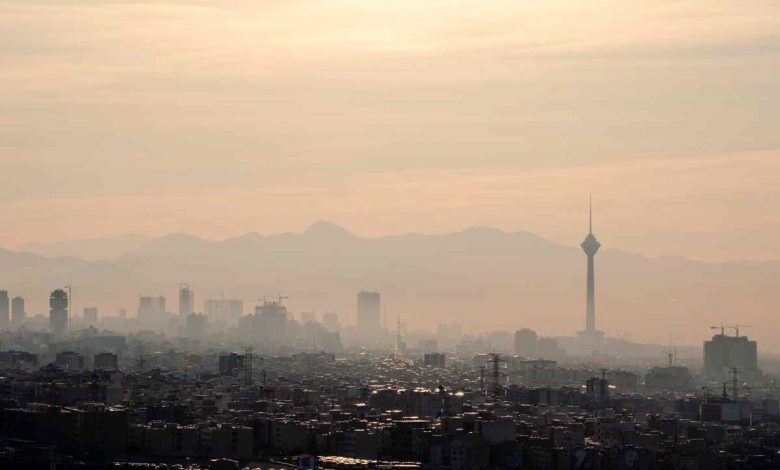 درخواست وزارت بهداشت برای دورکاری کارمندان تهرانی به دلیل آلودگی هوا