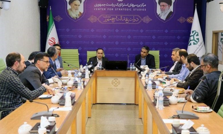 عملکرد طرح «دارویار» با حضور کارشناسان و فعالان صنعت دارو بررسی شد
