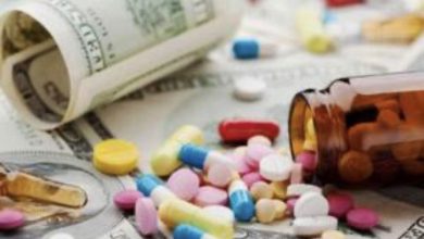 مجلس نباید به حذف ارز ترجیحی دارو و تجهیزات رای بدهد